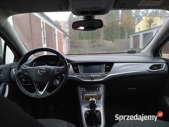 Opel Astra K 14 74 kW 100 benzyna rocznik 2016 z Płońsk