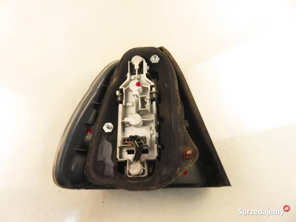LAMPA PRAWA TYLNA BMW 3 Compact E46 6920238 sprzedam