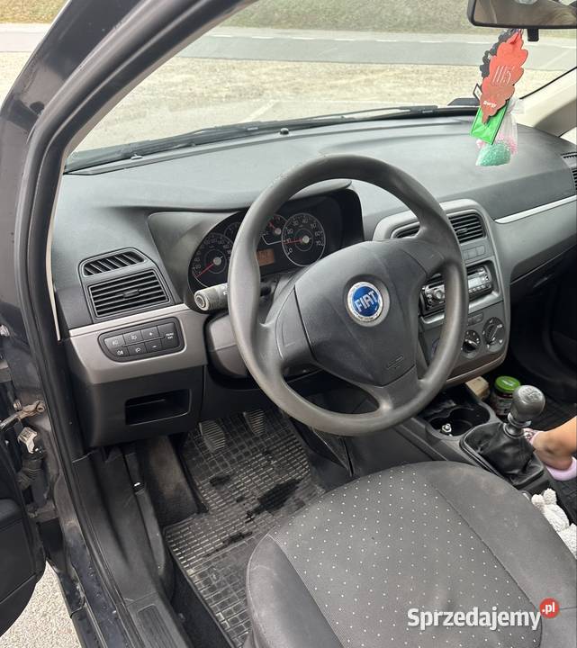 Fiat grande Punto 14 gaz 2007r 215000km Słotowa