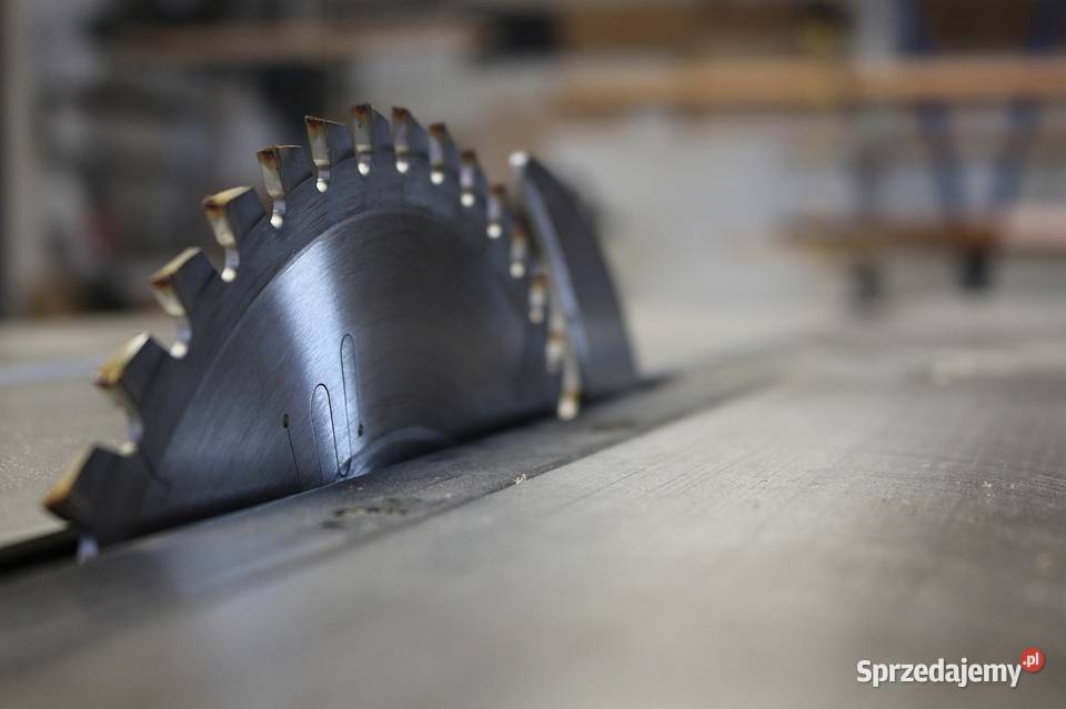 Usługi stolarskie struganie szlifowanie i