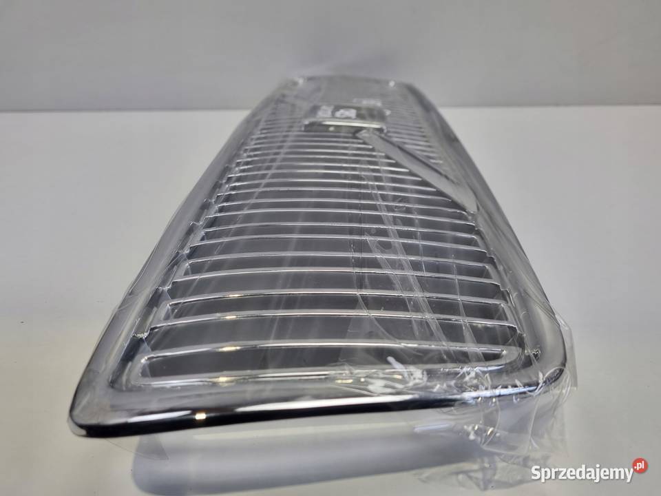 Volvo S80 9804r PRZEDNIA ATRAPA CHŁODNICY GRIL Atrapy Chełm