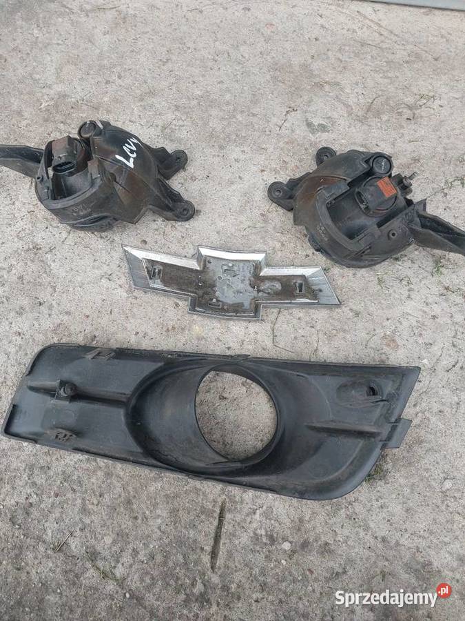 Chevrolet cruze halogeny znaczek pasy emblemat