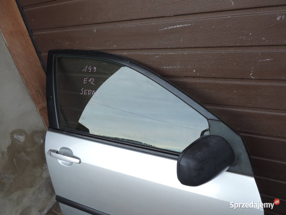 TOYOTA COROLLA E12 SEDAN DRZWI PRAWY PRZÓD 199 Nowy Sącz