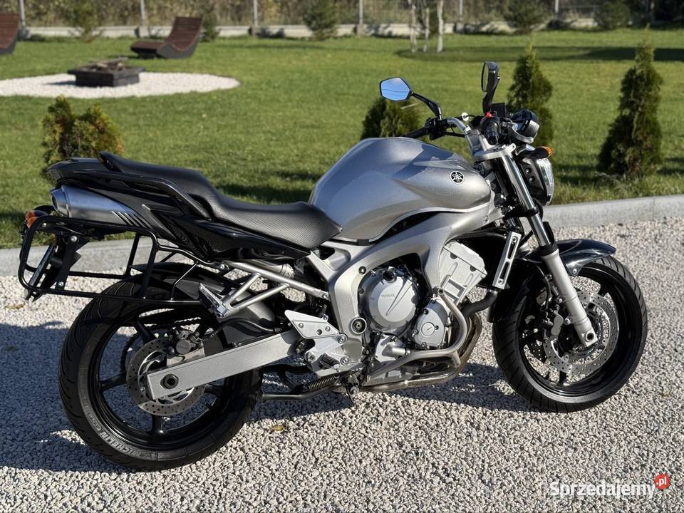 Yamaha FZ6 N 2005 Ładny stan Gotowy do sezonu benzyna Włocławek
