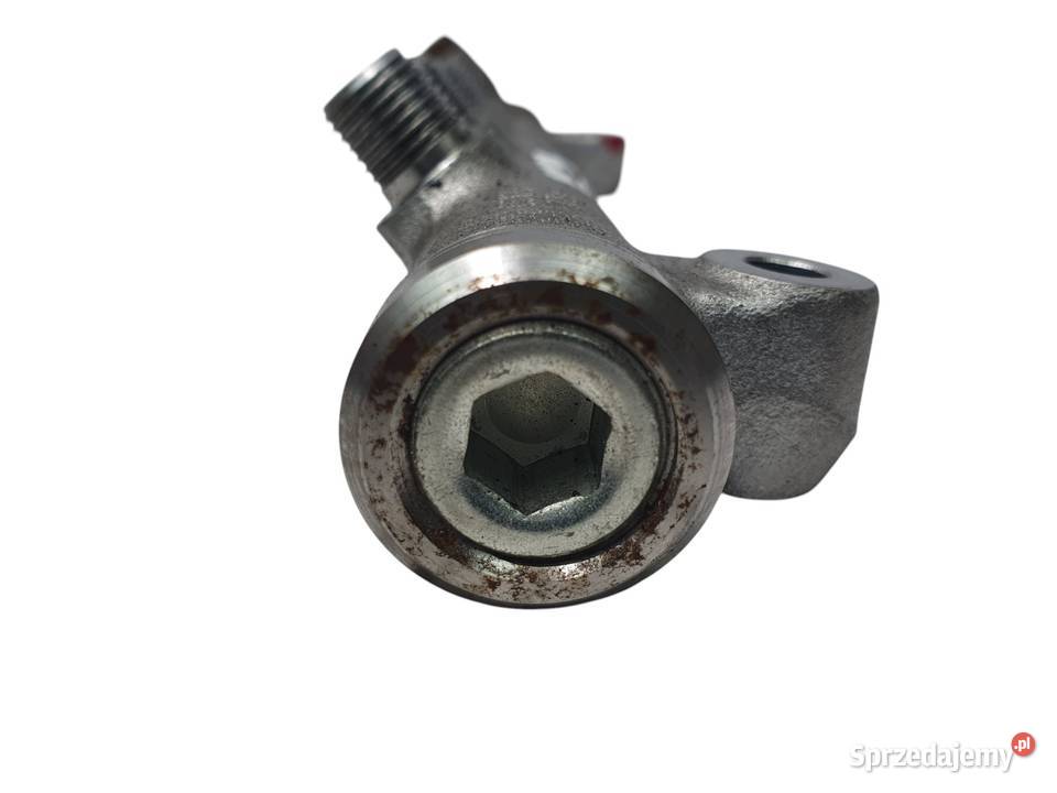 LISTWA WTRYSKOWA Volvo V40 V90 20 D2D3 31303612 sprzedam