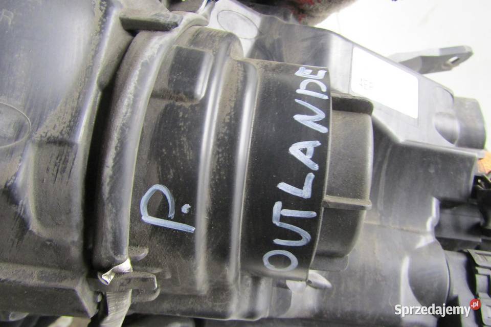 LAMPA PRZEDNIA PRAWY PRZÓD XENON MITSUBISHI Motoryzacja