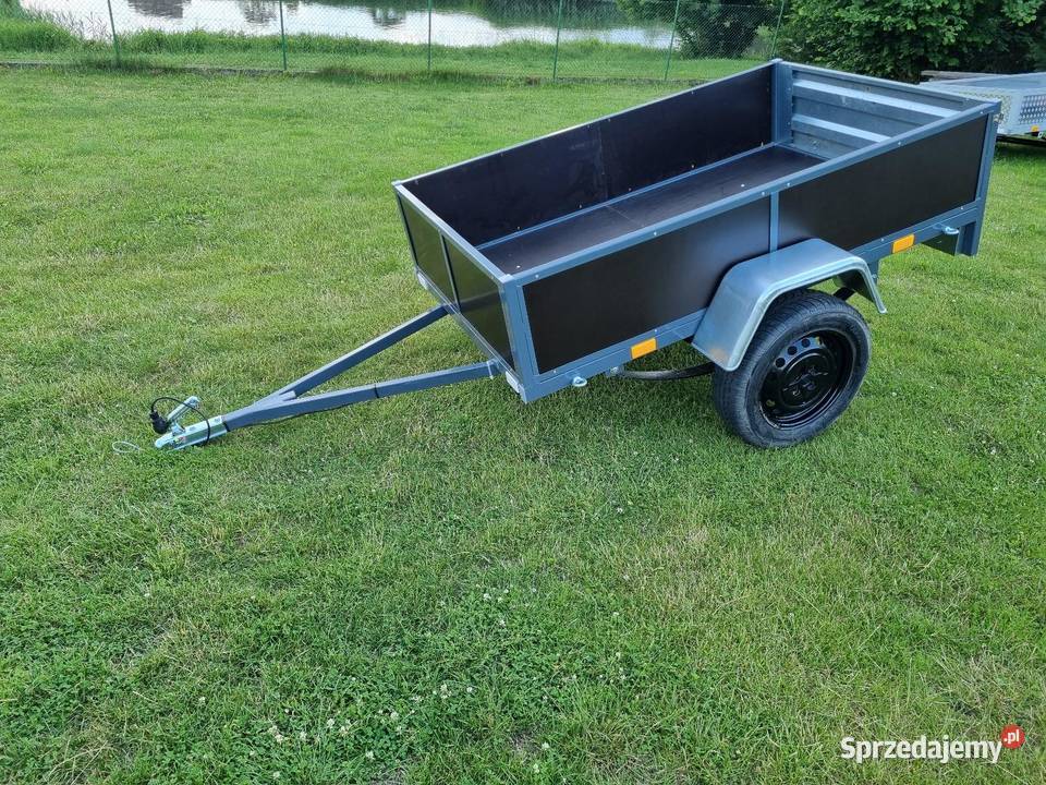 Przyczepka lekka towarowa sam Do samochodów osobowych