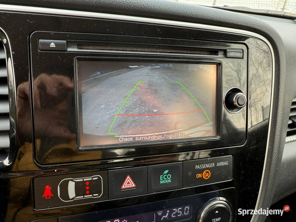 Mitsubishi Outlander 20KAT 150 Kamera Skóra garażowany Przeźmierowo