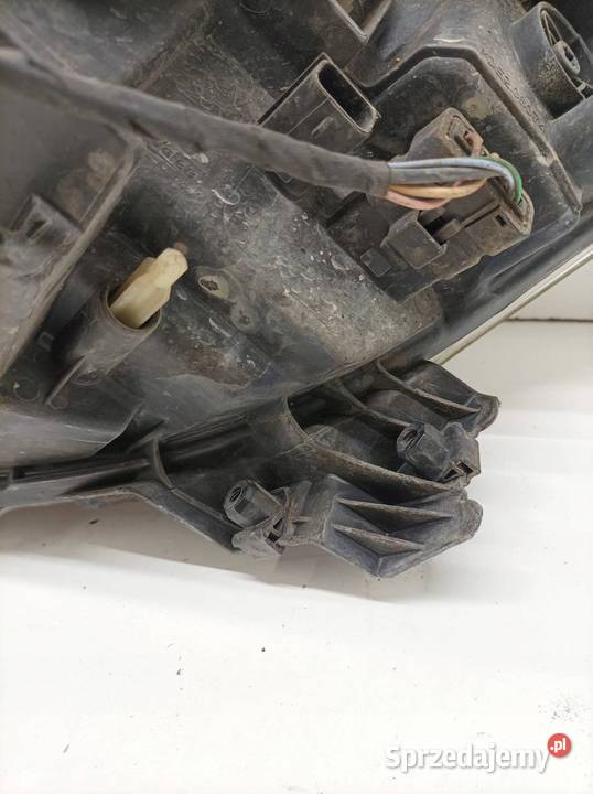 LAMPA PRZÓD PRAWA EU 260100033R Renault Laguna