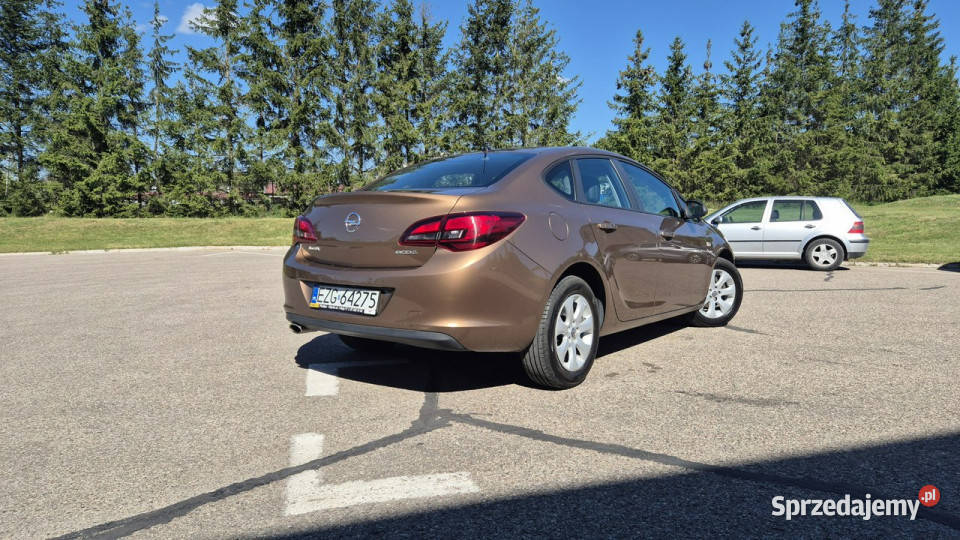 Opel Astra J 20092019 warmińsko-mazurskie