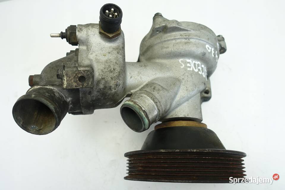 Mercedes W124 30 24V POMPA WODY R1042030274 Chełm