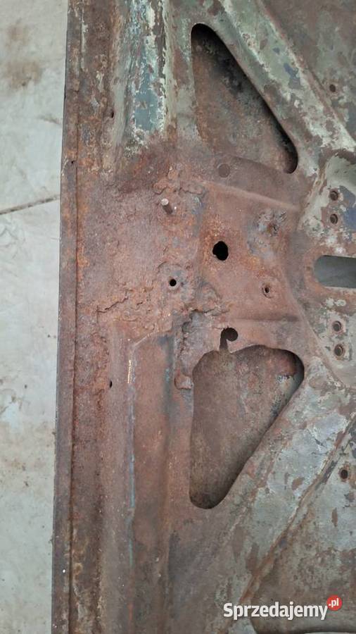 Klapa bagażnika pokrywa Gaz M20 Pobieda FSO Kraków