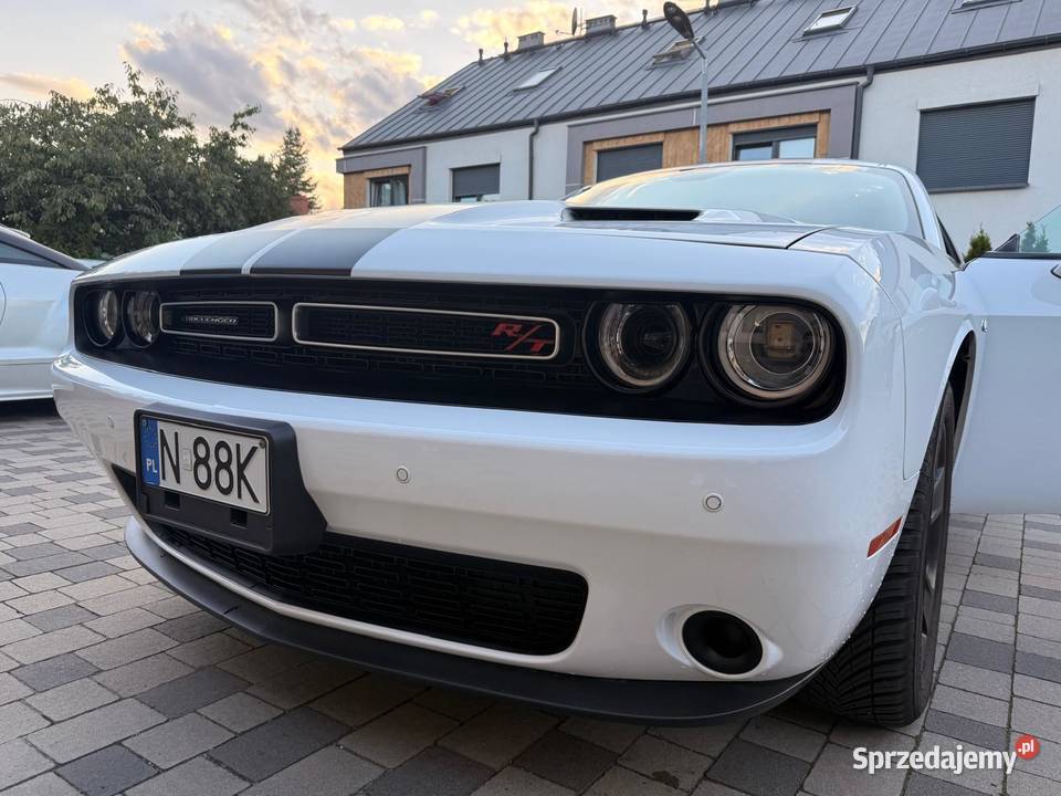 Dodge Challenger nieuszkodzony Oleśnica
