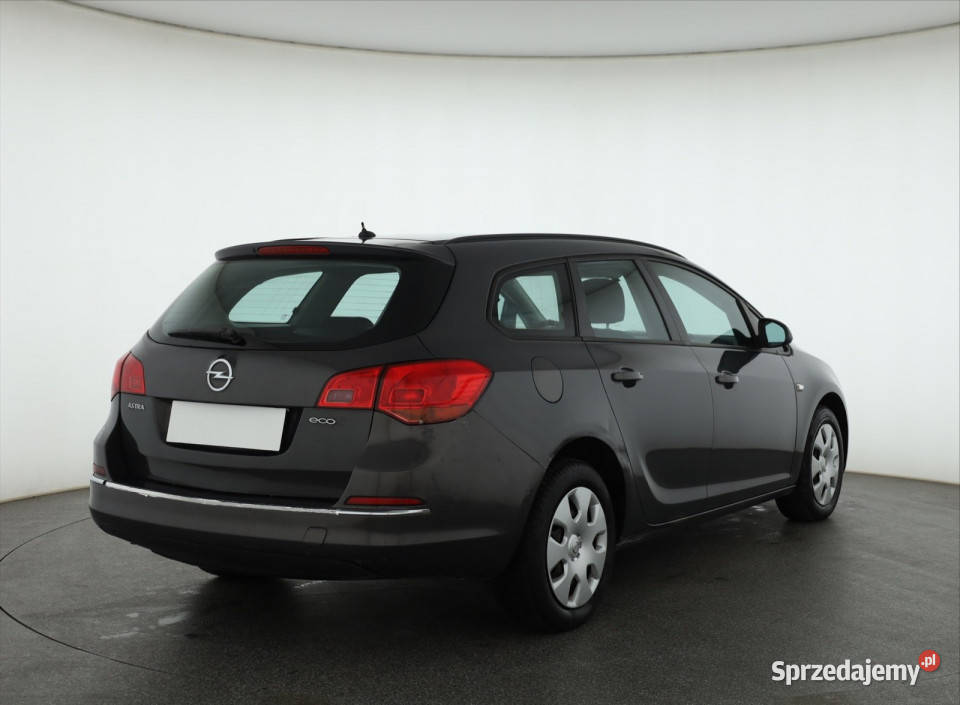 Opel Astra 14 T Piaseczno