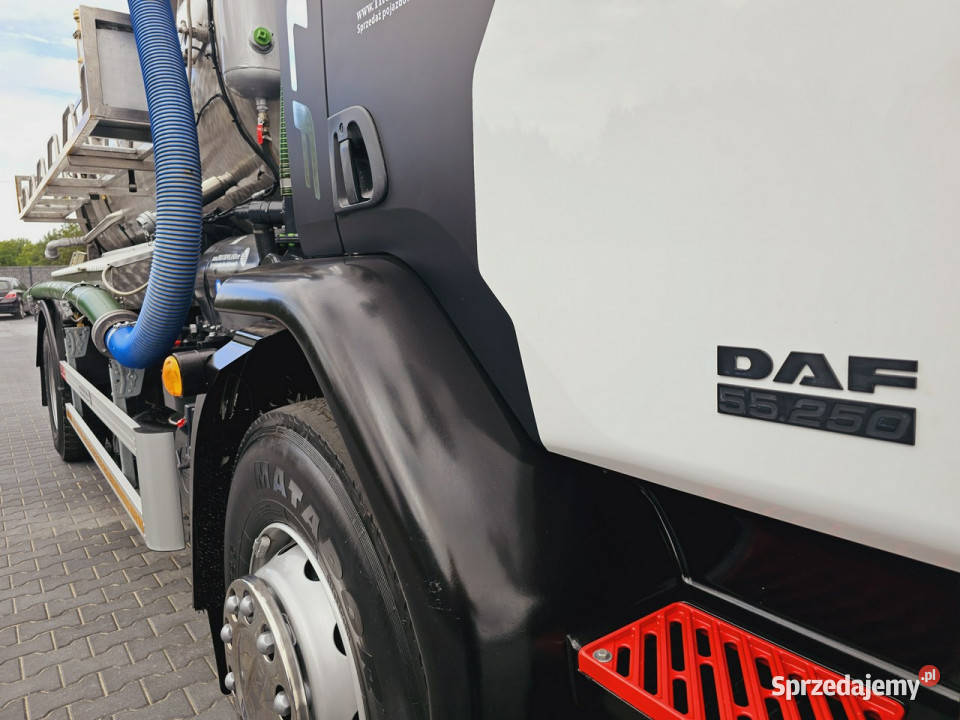 DAF WUKO SCK4HW do zbierania odpadów płynnych 250KM świętokrzyskie Daleszyce