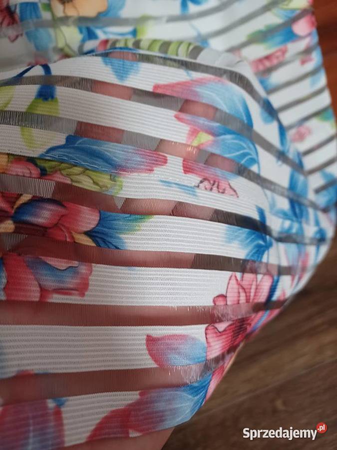 Sukienka biała w kwiatki Allyson M bez wad Długość Mini podkarpackie