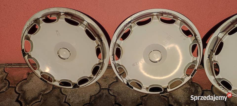 Kołpaki Volvo 15 oryginalne S60 V70 S80 łódzkie Widawa