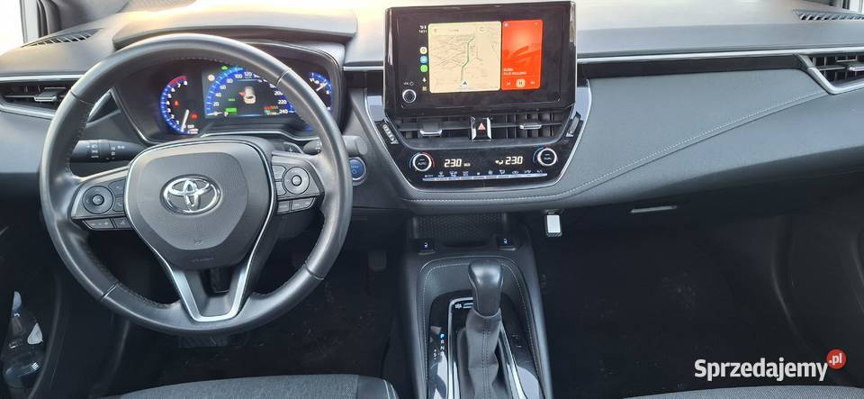 Toyota corolla e21 20 hybrid kombi SALON POLSKA