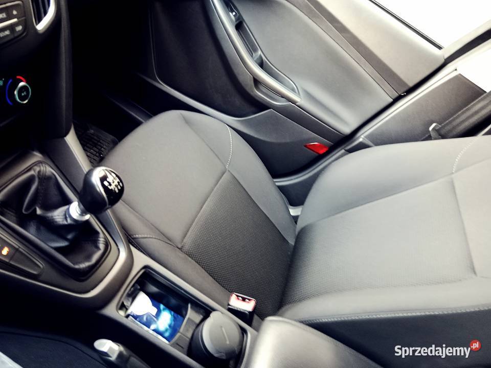 Sprzedam Ford Focus kombi 2015r 15 TDCI 120 kurtyny powietrzne wielkopolskie Piła