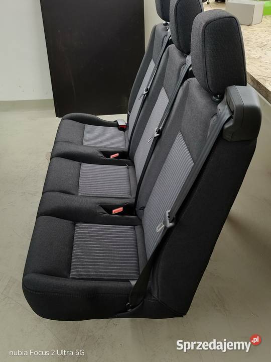 Tylną kanapą Ford Tourneo Custom wielkopolskie Ostrów Wielkopolski