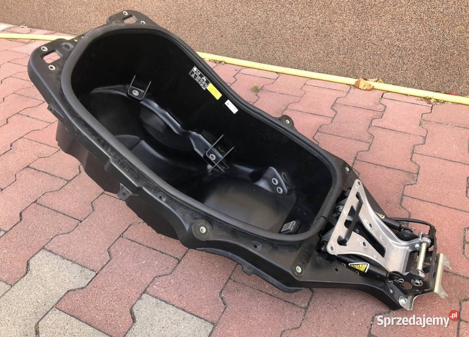Części Yamaha T 530 plastiki owiewka błotnik Części i akcesoria motocyklowe Kielce sprzedam