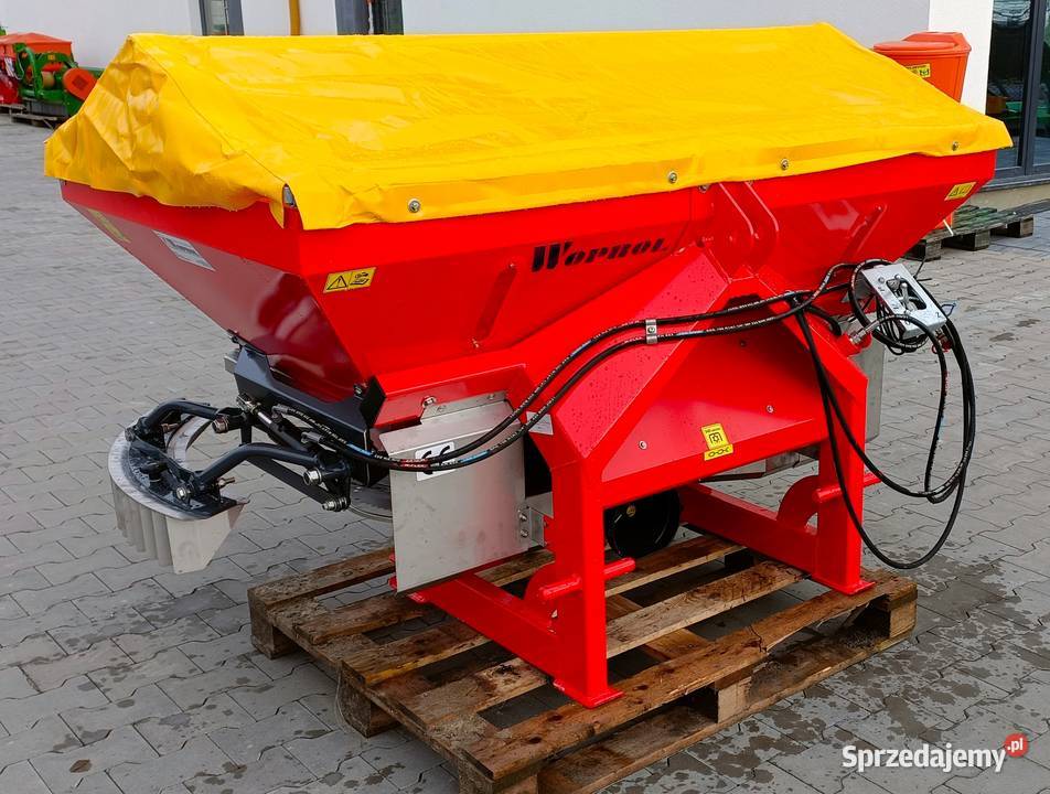 Rozsiewacz WOPROL JUNIOR II JUNIOR PLUS 600l