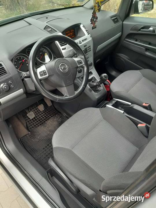 Opel Zafira 18 benzyna Osiek sprzedam