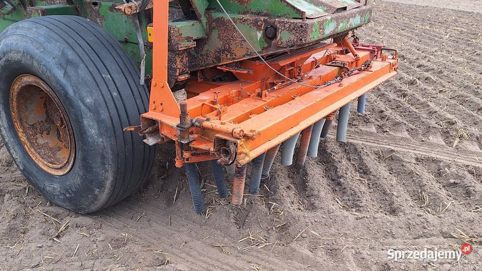 Rozsiewacz do wapna wapniarka bredal amazone zg Chełmce