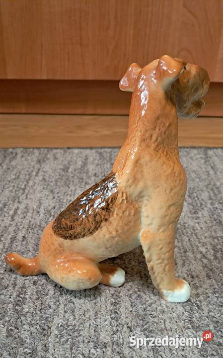 Figurka Porcelana Pies Terier Łomonosow USSR Suwałki