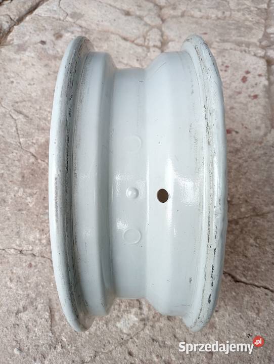 Felga cytrynka fiat 126 p maluch nowa z PRL wielkopolskie Biadki