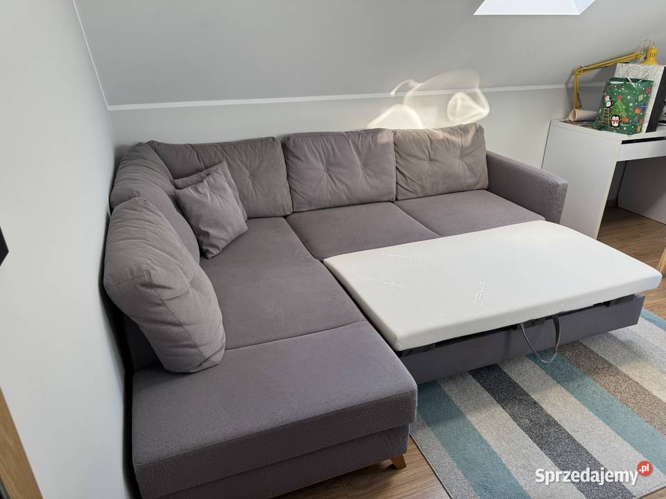 Kanapa w stylu skandynawskim z funkcją spania Leszno