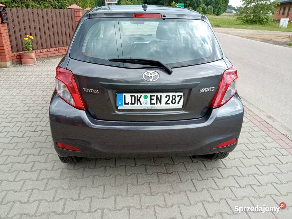 Toyota Yaris 10 benzyna 2012r klimatyzacja 97 Długosiodło
