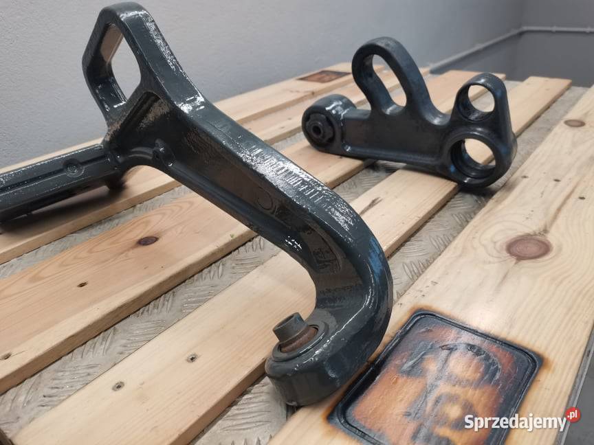 Wspornik zawieszenia kabiny Massey Ferguson 8690 Pozostałe Wilkowo