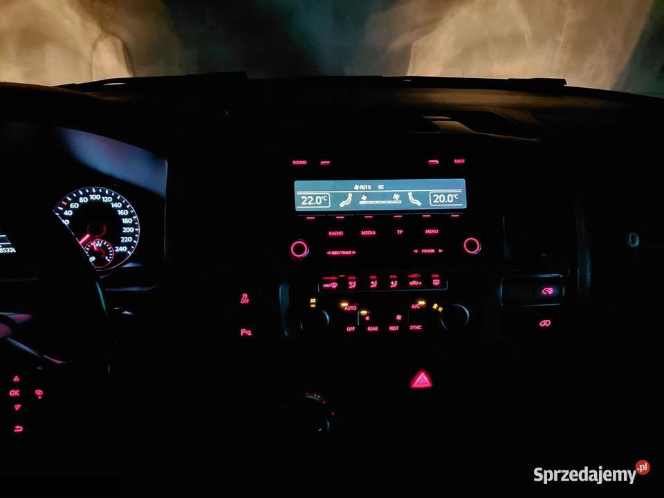 VW Caravelle Comfortline L1 20 TDI 140 2014r 8 Warszawa sprzedam