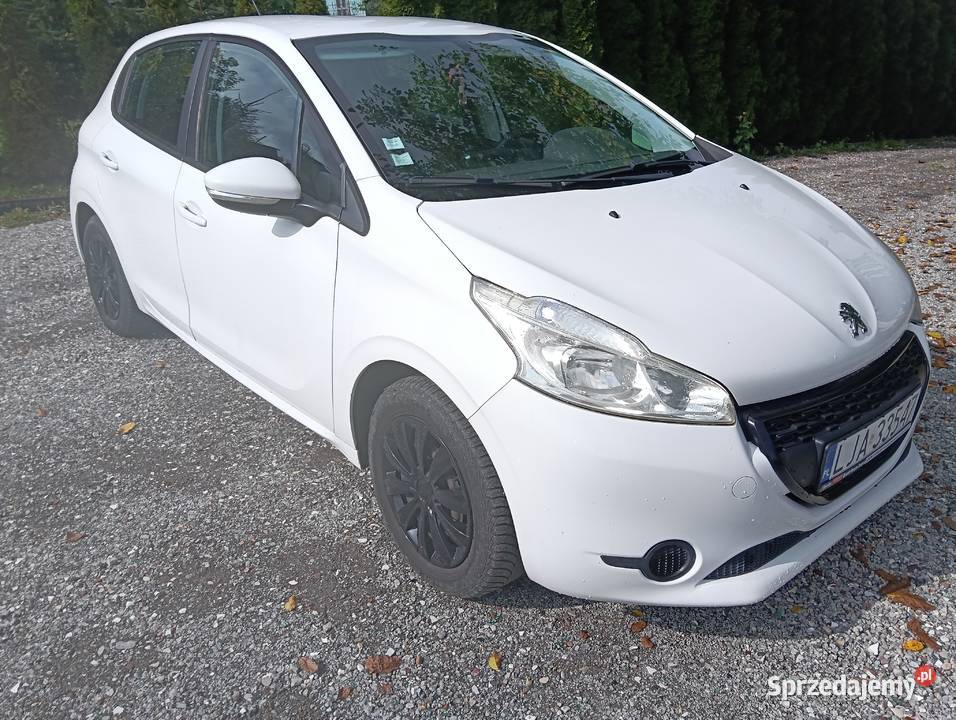Peugeot 208 12 Benzyna Hatchback