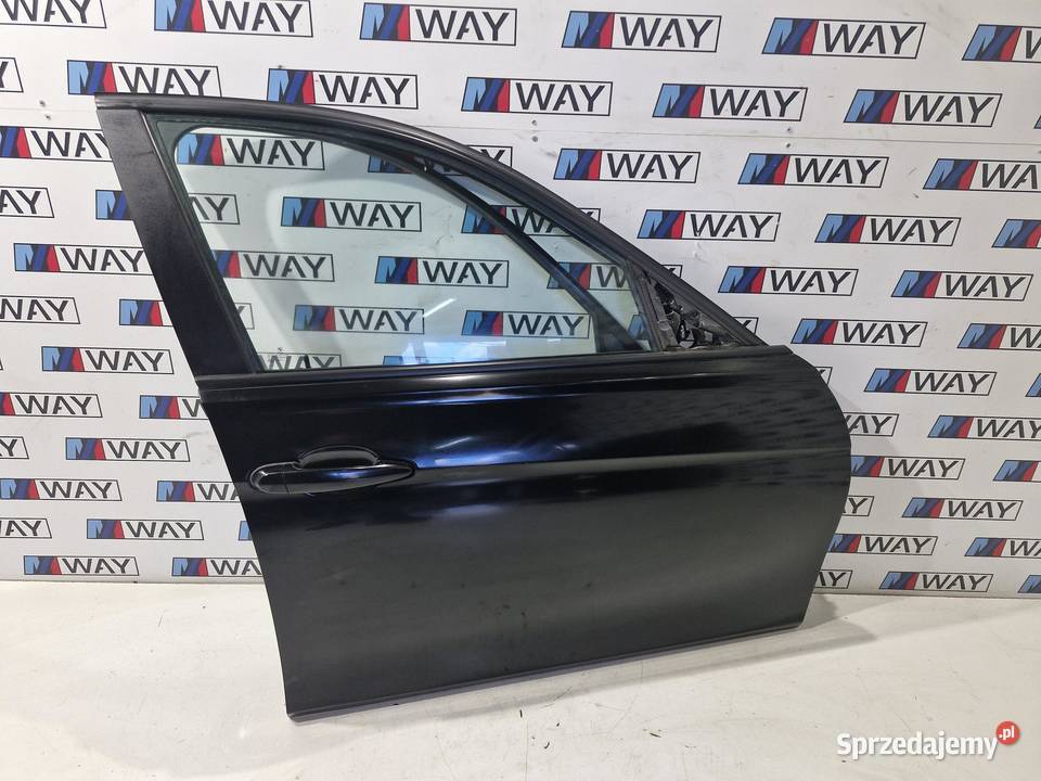 F30 F31 DRZWI PRAWE PRAWY PRZÓD ORYGINAŁ 668 sprzedam