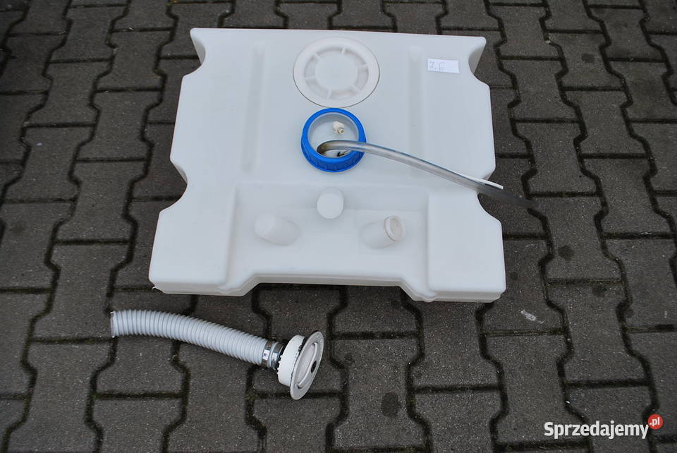 ZBIORNIK NA WODĘ Z POMPKĄ I WLEWEM mazowieckie Grzebowilk