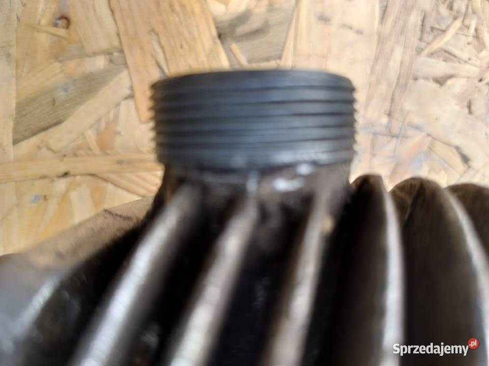 KOMAR SZTYWNIAK CYLINDER SILNIKA ORYGINAL ZMD Kęty