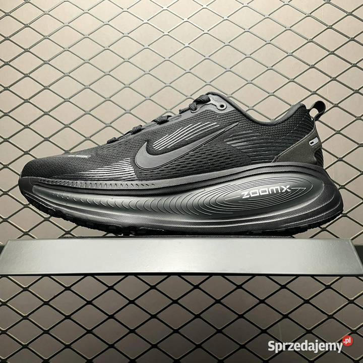 Buty do biegania NIKE VOMERO 18 w rozmiarze 3646 mazowieckie Warszawa