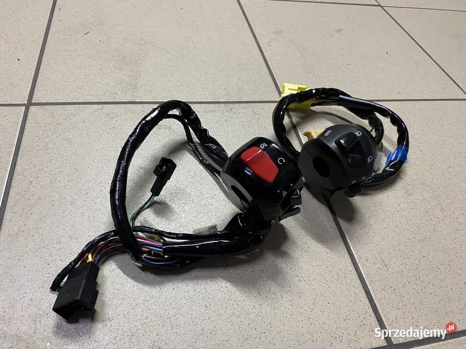 Przełącznik prawy lewy Suzuki Burgman 400 K7 Brzeszcze