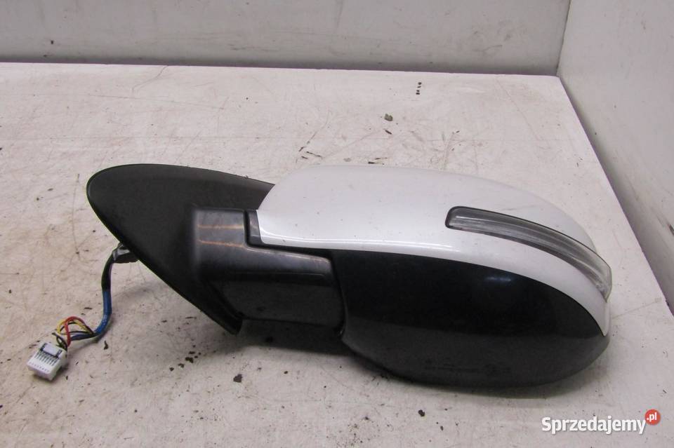 LUSTERKO LEWE 9 PIN W13 MITSUBISHI OUTLANDER III