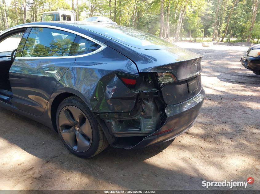 2020 TESLA MODEL 3 Kobyłka