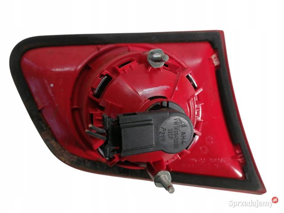 LAMPA PRAWA TYLNA TYŁ KLAPY VW PASSAT B6 KOMBI sprzedam