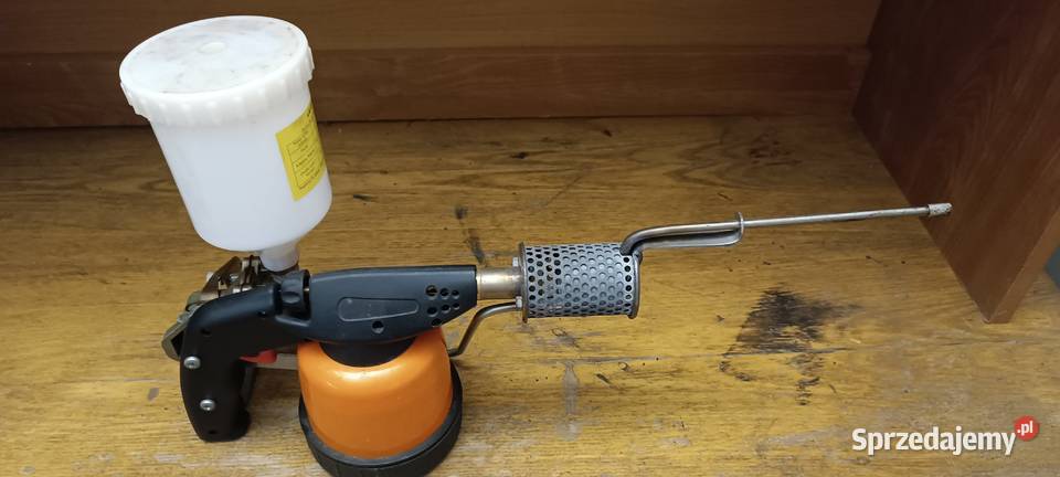 Dyfuzor do zwalczania warrozy pszczoły Jarosław