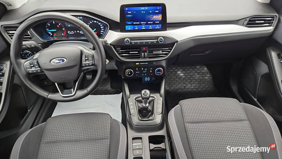 Ford Focus 15 EcoBlue SCR Connected Z Polskiego srebrny sprzedam