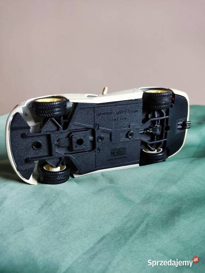 Model samochodu 124 Dodge Viper RT10 1996 Maisto Głuchołazy