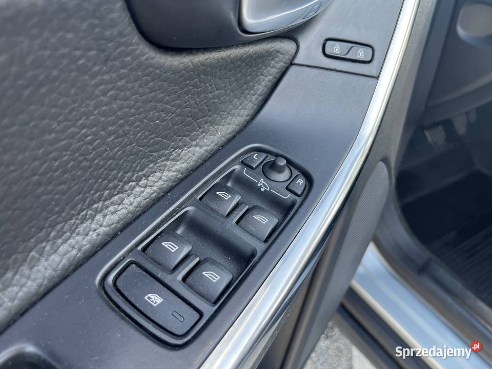 Volvo xc60 nowe opony wielosezonowefiltry i OC Łomża