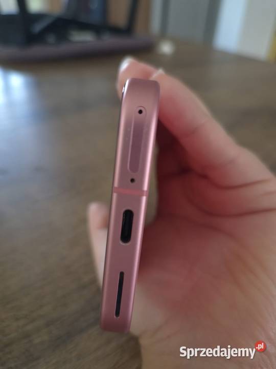 Google Pixel 9 12812 PeonyRóż Sanok