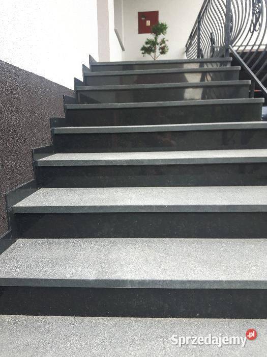 Parapety SchodyBlatyGranit Marmur Konglomerat Podłogi i schody