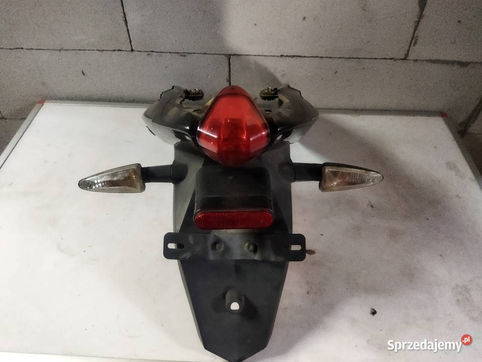 Keeway RKS 125 tylna lampa błotnik boczki Motoryzacja Świdnica sprzedam